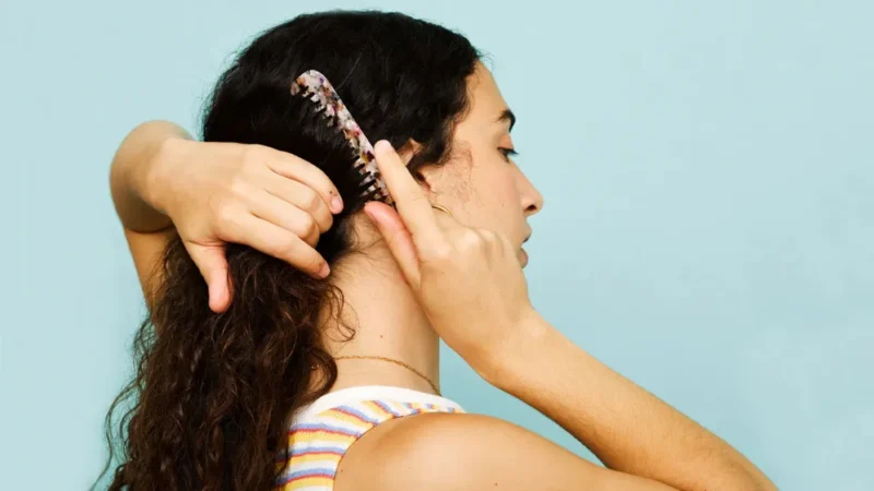How Does CBD Affect Hair Loss And Growth?